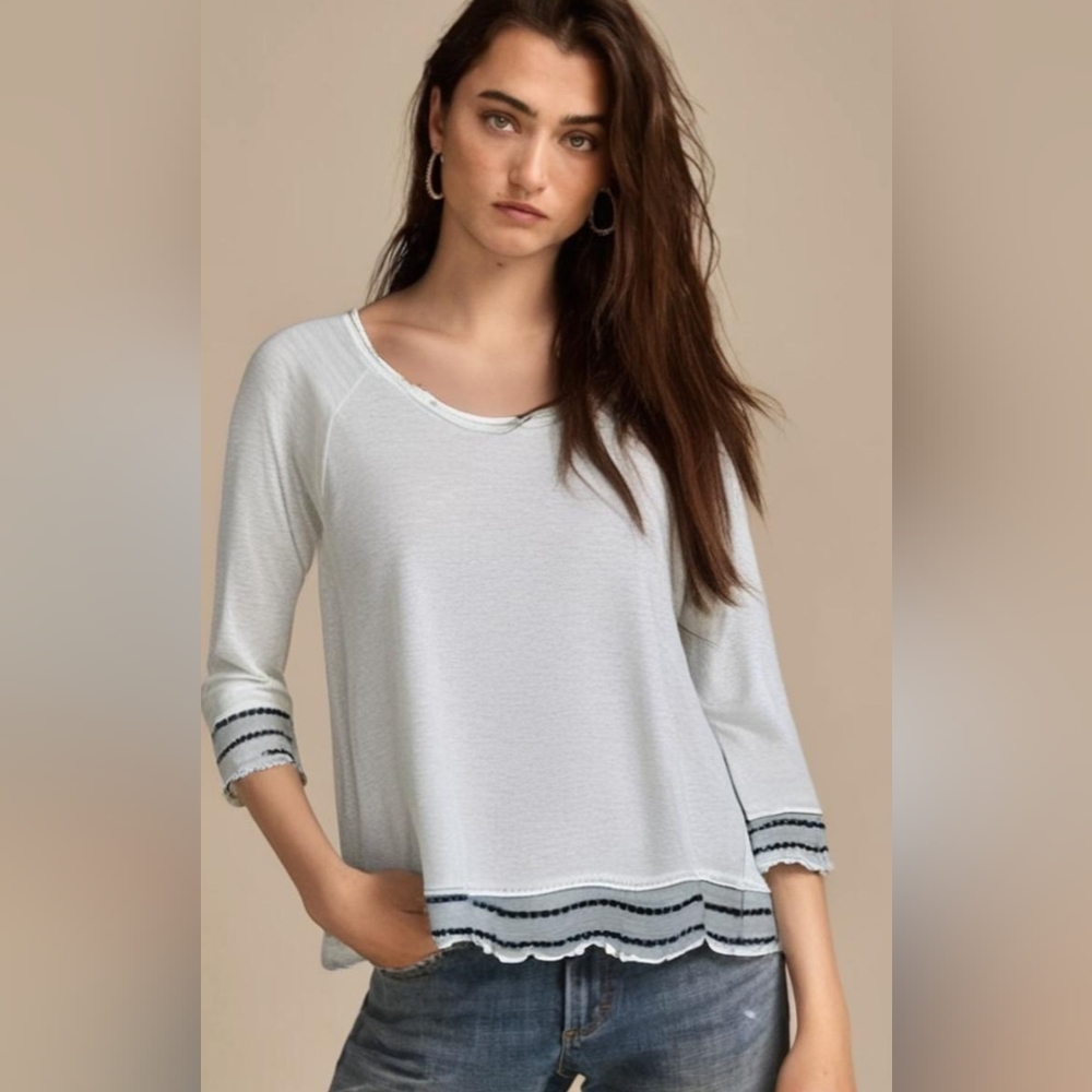 Maurices Gray Black Trimmed Long Sleeved Tee